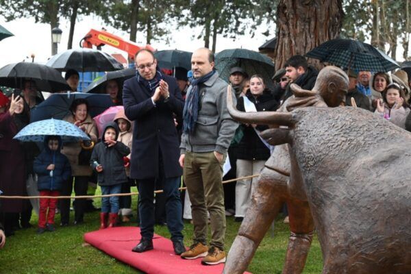 Inauguración del Monumento al Carnaval del Toro en Ciudad Rodrigo