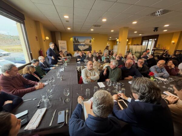 Reunión en Béjar sobre el abandono de infraestructuras en Salamanca