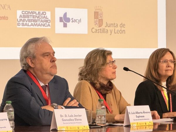 Panel de expertos en la Feria de Especialidades en Salamanca