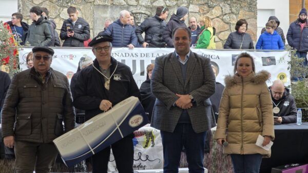 Celebración de la Matanza de Carnaval en Guijuelo con asistentes y organizadores