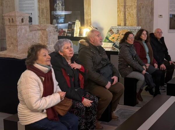 Grupo de mayores de Carbajosa en Monumenta Salmanticae