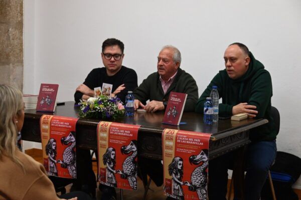 Presentación del libro L’Alicia nel país de las maravillas en Ciudad Rodrigo