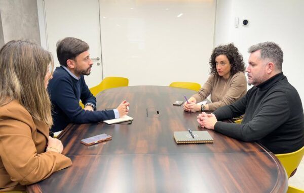 Reunión del PSOE de Salamanca con farmacéuticos para discutir necesidades rurales