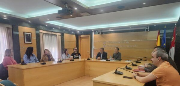 Reunión del alcalde de Carbajosa con el comité de empresa de Majorel