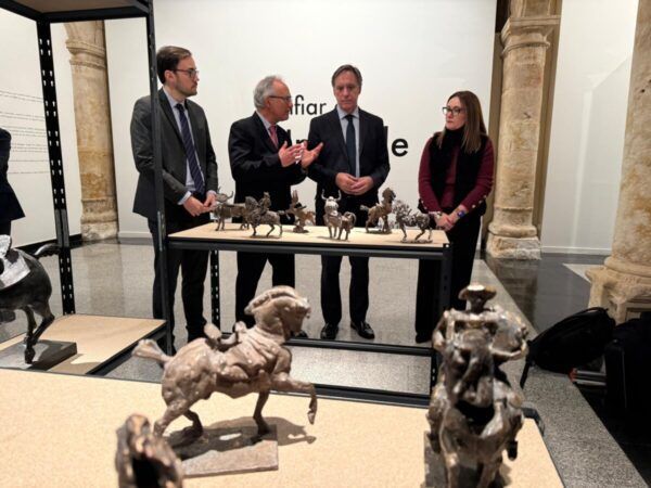 Inauguración de la exposición Confiar en lo invisible en Santo Domingo