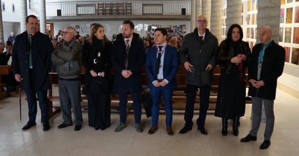 Grupo de personas en la celebración de San Blas en Santa Marta de Tormes