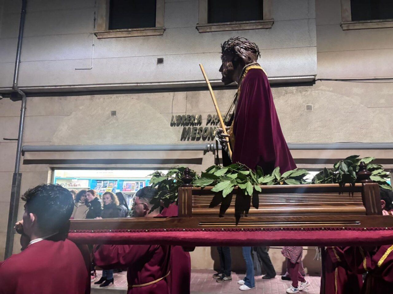 Procesión del Nazareno en Alba de Tormes durante Lunes Santo