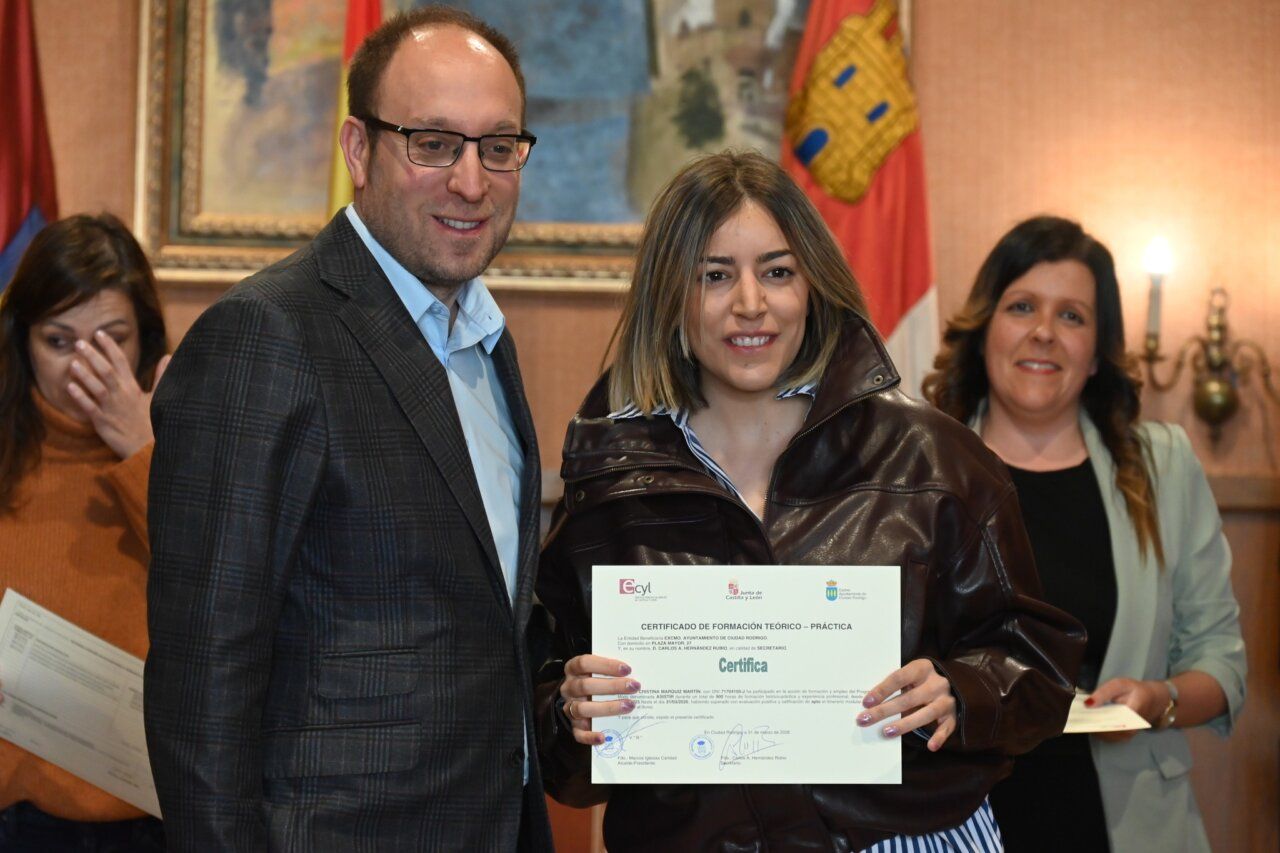 Entrega de certificados a participantes del programa Asistir Ciudad Rodrigo