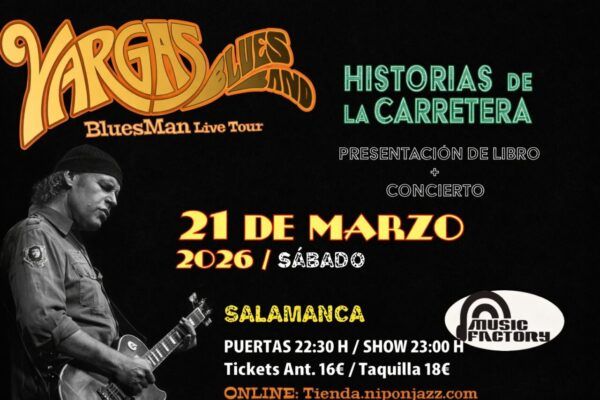Javier Vargas durante un concierto en Salamanca, presentando su libro.