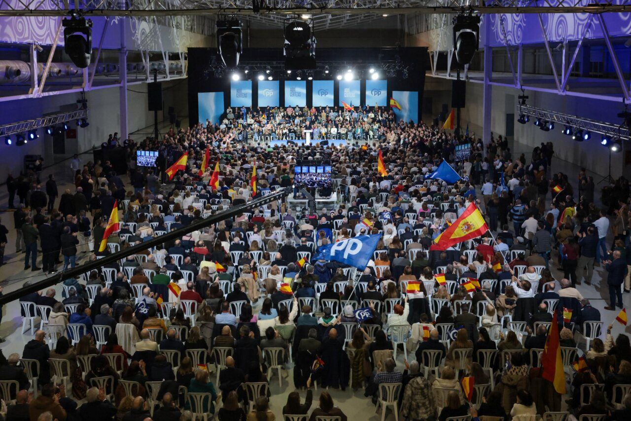 Gran multitud en el cierre de campaña del Partido Popular en Valladolid