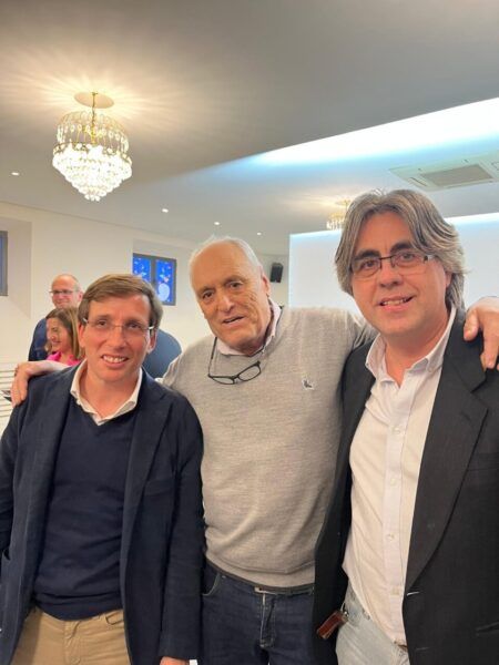 Representantes del Partido Popular en un acto de campaña en Peñaranda