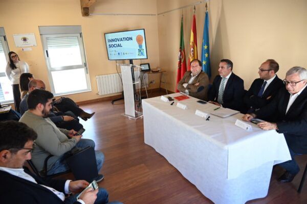Reunión sobre el programa de formación y empleo en Ciudad Rodrigo.