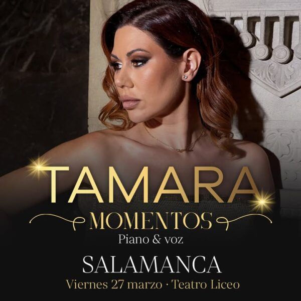 Tamara, cantante de bolero, promocionando su concierto en Salamanca.