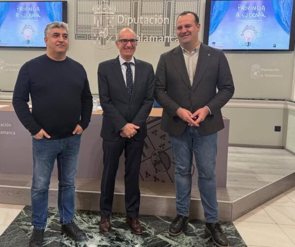 Presentación del Festival Provincia a Escena en Salamanca con tres ponentes
