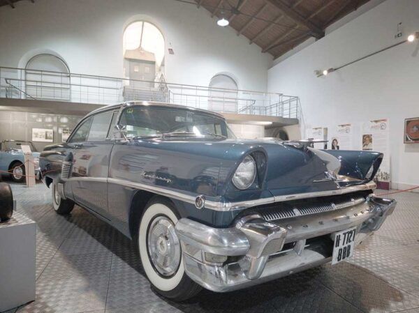 Mercury Monterey de 1956 en el Museo de Historia de la Automoción