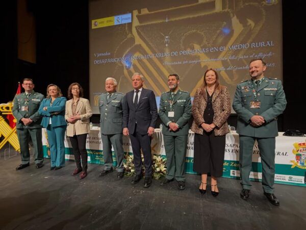 Nicanor Sen y otros participantes en jornadas sobre desapariciones en Zamora