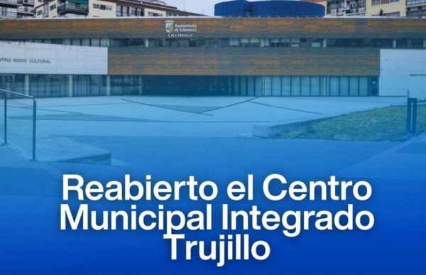 Exterior del Centro Municipal Integrado Trujillo en Salamanca