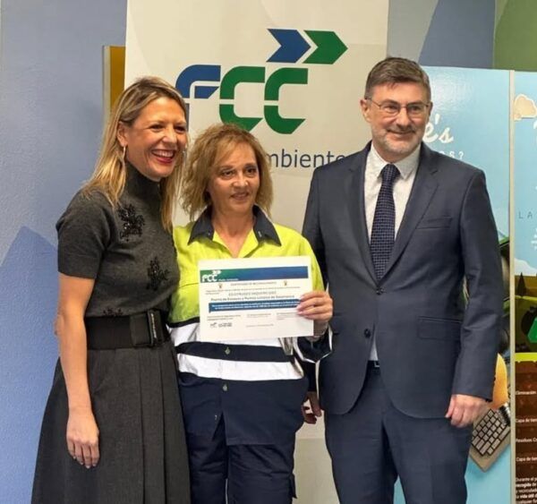 Acto de reconocimiento a trabajadores de FCC por 1000 días sin accidentes laborales