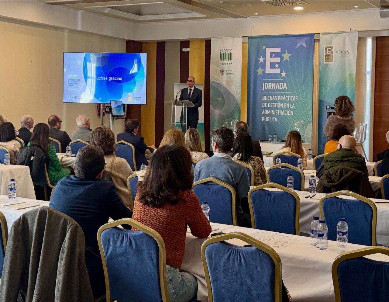 Evento de entrega de premio internacional a REGTSA por excelencia en gestión