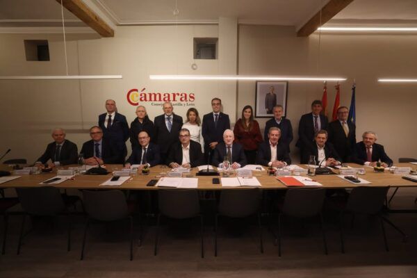 Reunión del presidente con Cámaras de Comercio en Castilla y León