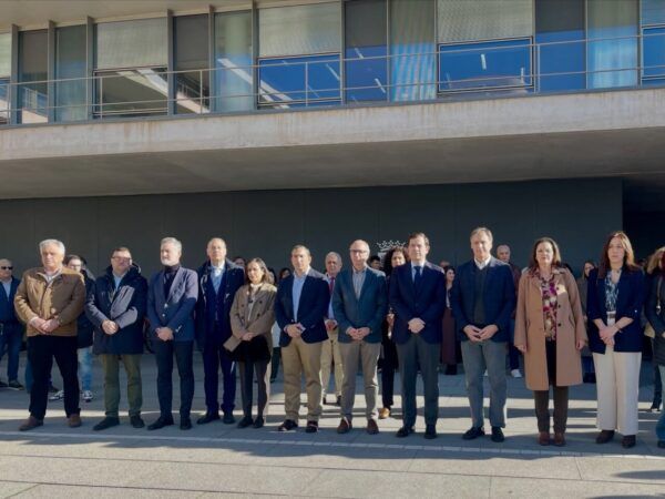 Minuto de silencio en Salamanca por violencia machista en Miranda de Ebro