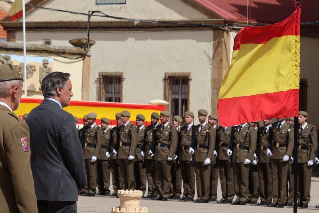 Ceremonia de entrega de la Medalla al Mérito de las Fuerzas Armadas en San Hermenegildo