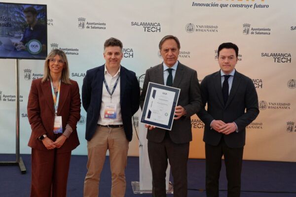 Entrega de certificación a Salamanca como destino para nómadas digitales