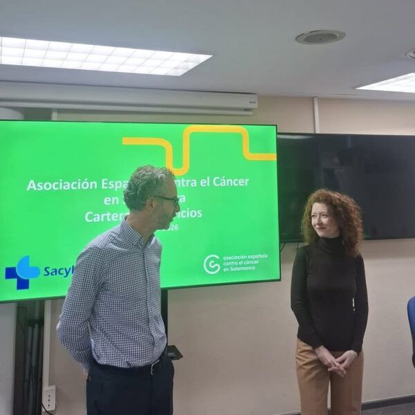 Reunión entre Atención Primaria y AECC en Salamanca