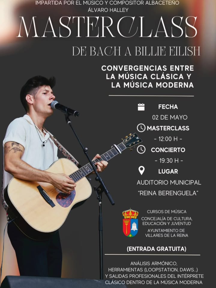 Músico en concierto durante una masterclass gratuita en el aula de música.
