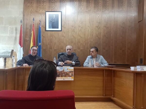 Presentación del libro Luz en la noche del alma en la Feria del Libro