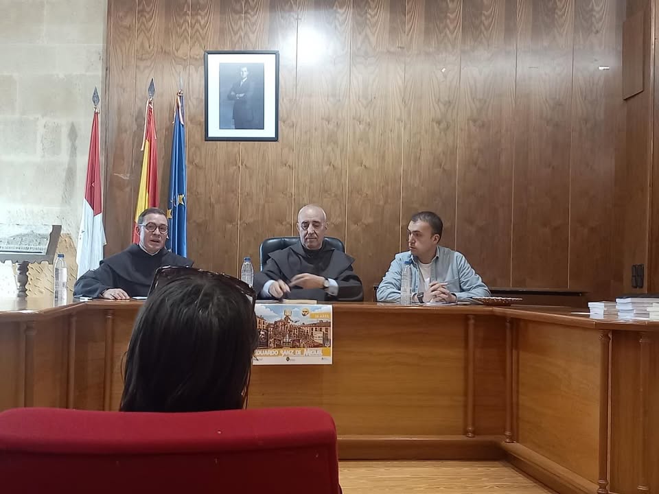 Presentación del libro Luz en la noche del alma en la Feria del Libro