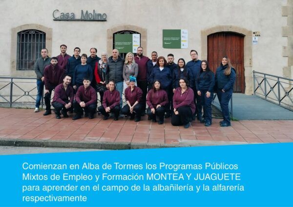 Grupo de jóvenes en la Casa Molino de Alba de Tormes