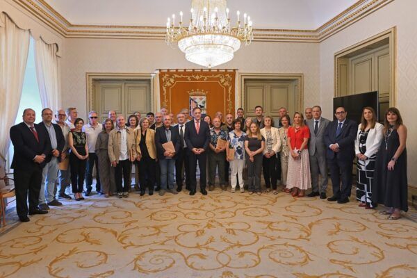 Grupo de funcionarios jubilados en el Ayuntamiento de Salamanca
