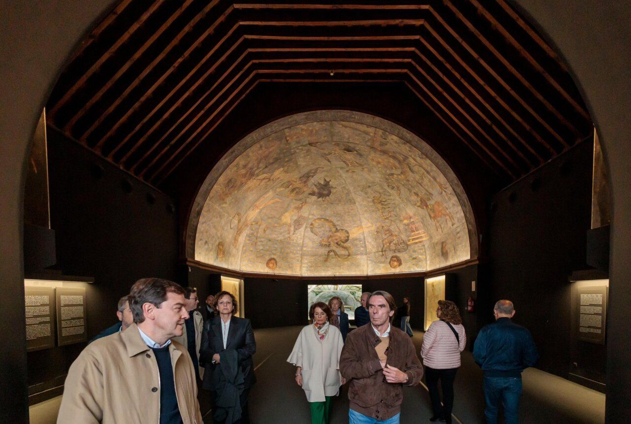 José María Aznar en una visita cultural en Salamanca