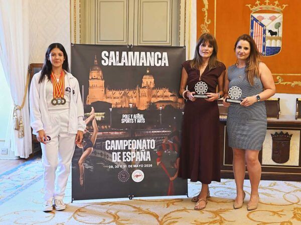 Atletas en el Campeonato de España de Pole y Aerial Sports en Salamanca