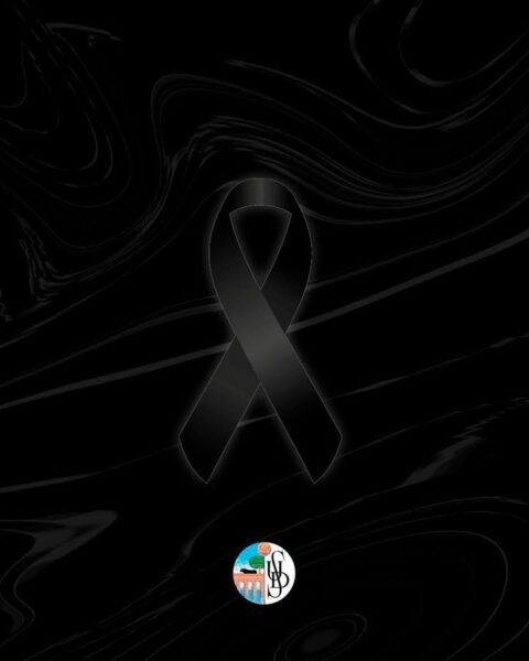 Lazo negro en homenaje a Raúl Castronovo, exdelantero del Salamanca UDS.