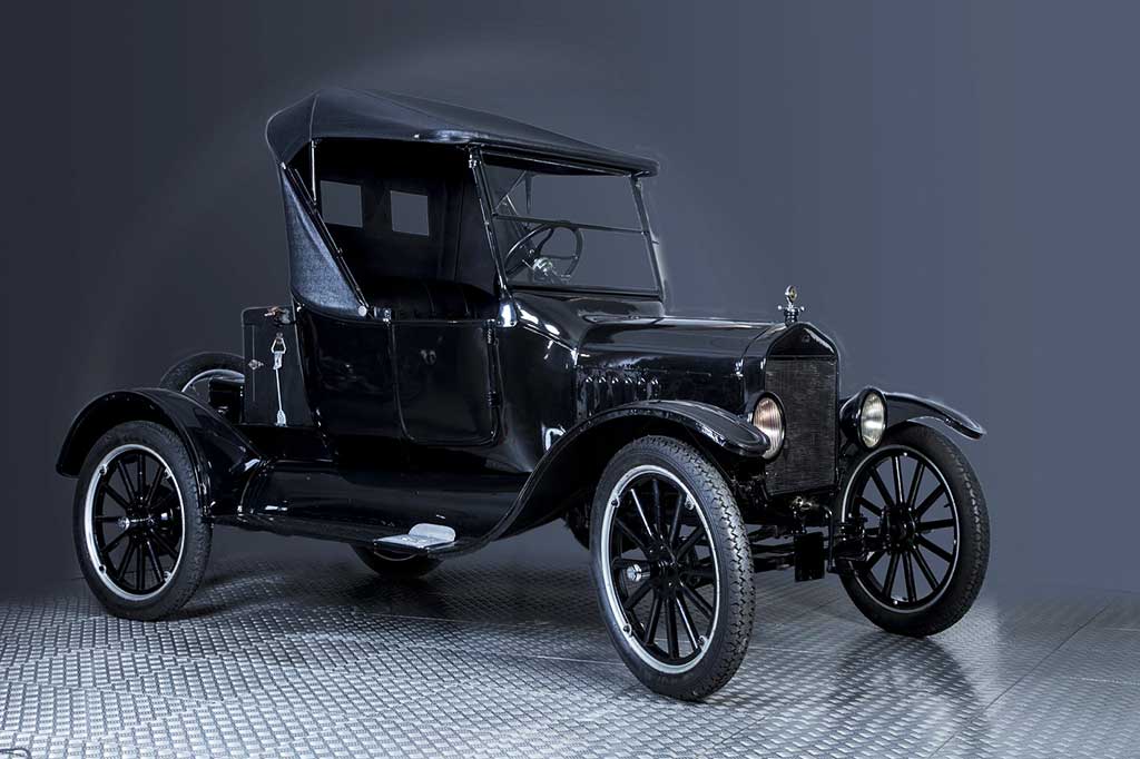 Ford Modelo T expuesto en el Museo de Historia de la Automoción de Salamanca