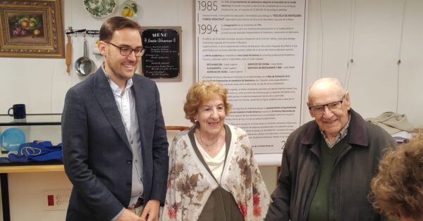 Inauguración de la nueva sala de exposiciones en la Fonda Veracruz de Salamanca