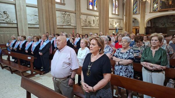 Isabel Macías en la fiesta de la asociación de mayores María Auxiliadora