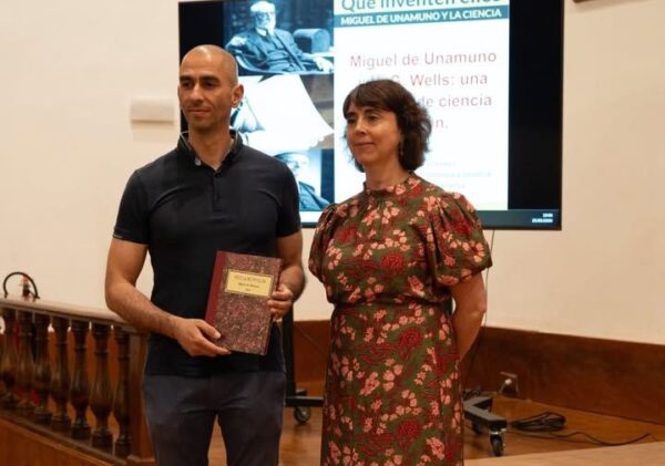 Presentación de la obra Mecanópolis de Unamuno en Salamanca