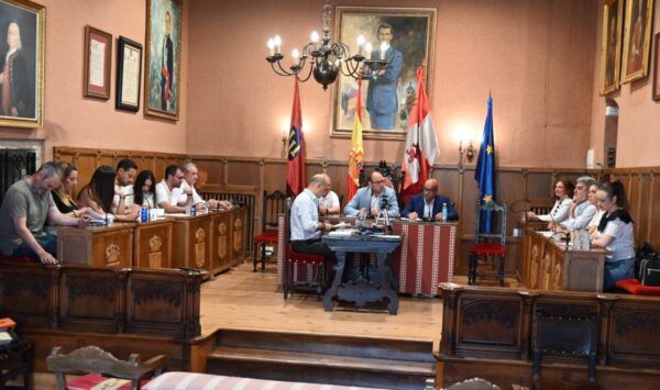Reunión del pleno de la Corporación Municipal en Salamanca