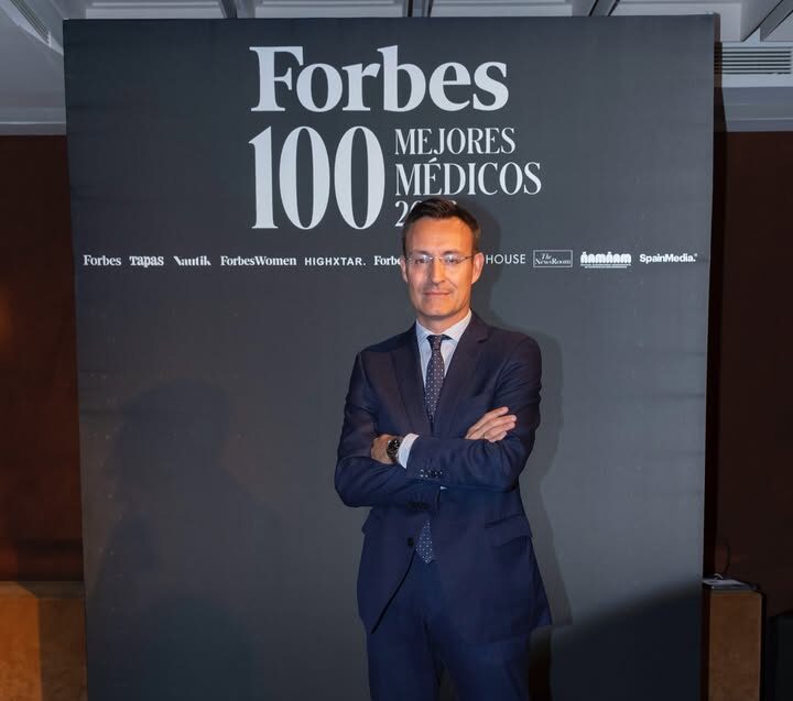Roberto Martin-Reyes en evento de Forbes como uno de los mejores médicos de España