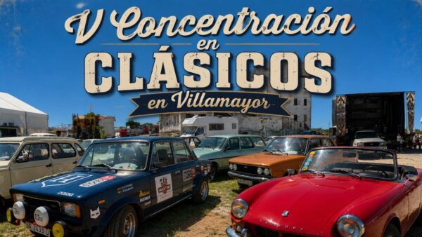 V Concentración de Clásicos en Villamayor con varios vehículos antiguos
