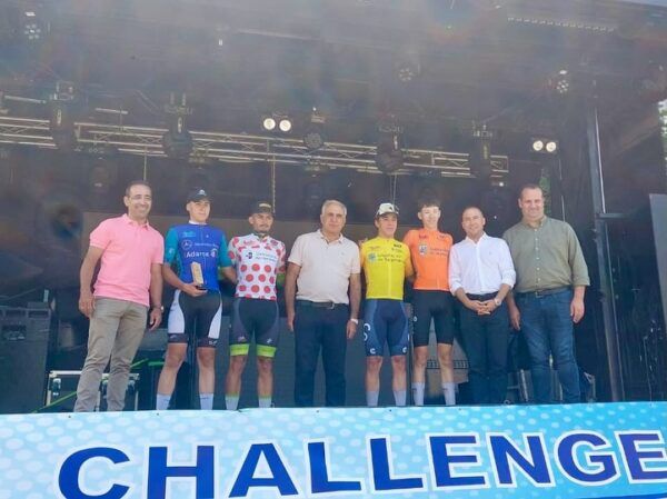 Entrega de premios a jóvenes ciclistas en Salamanca