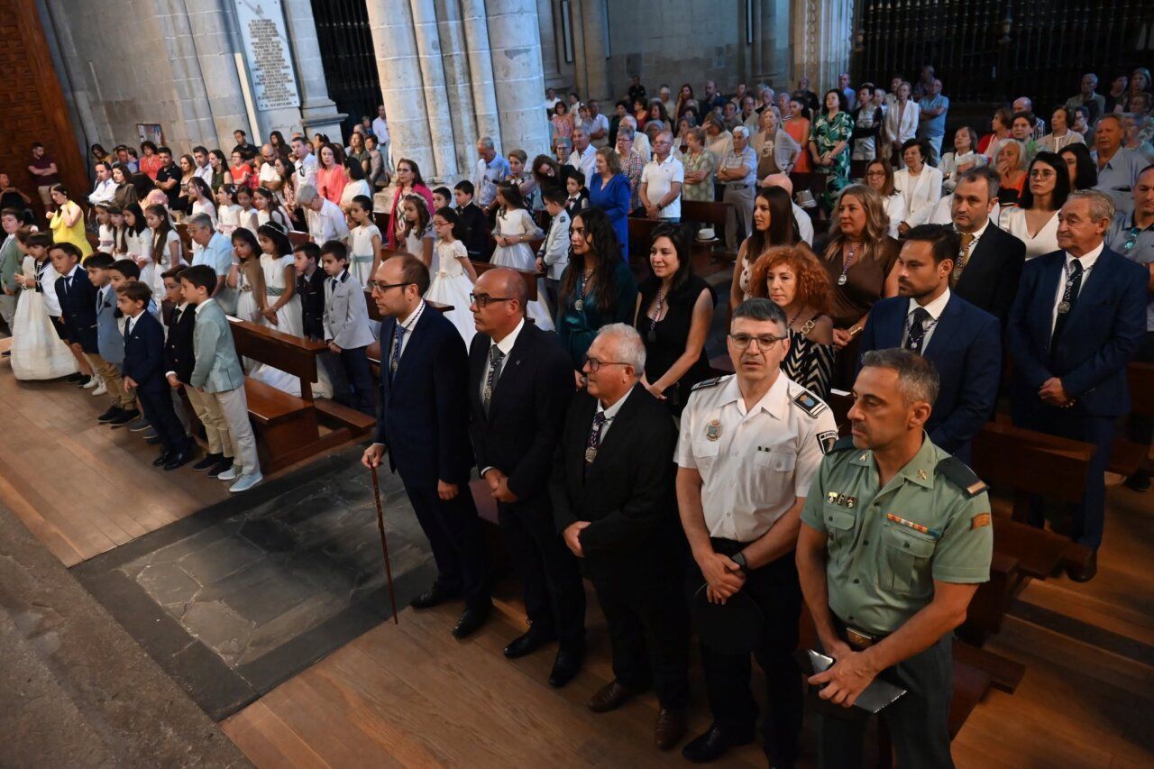 Multitudinaria procesión del Corpus Christi en Ciudad Rodrigo