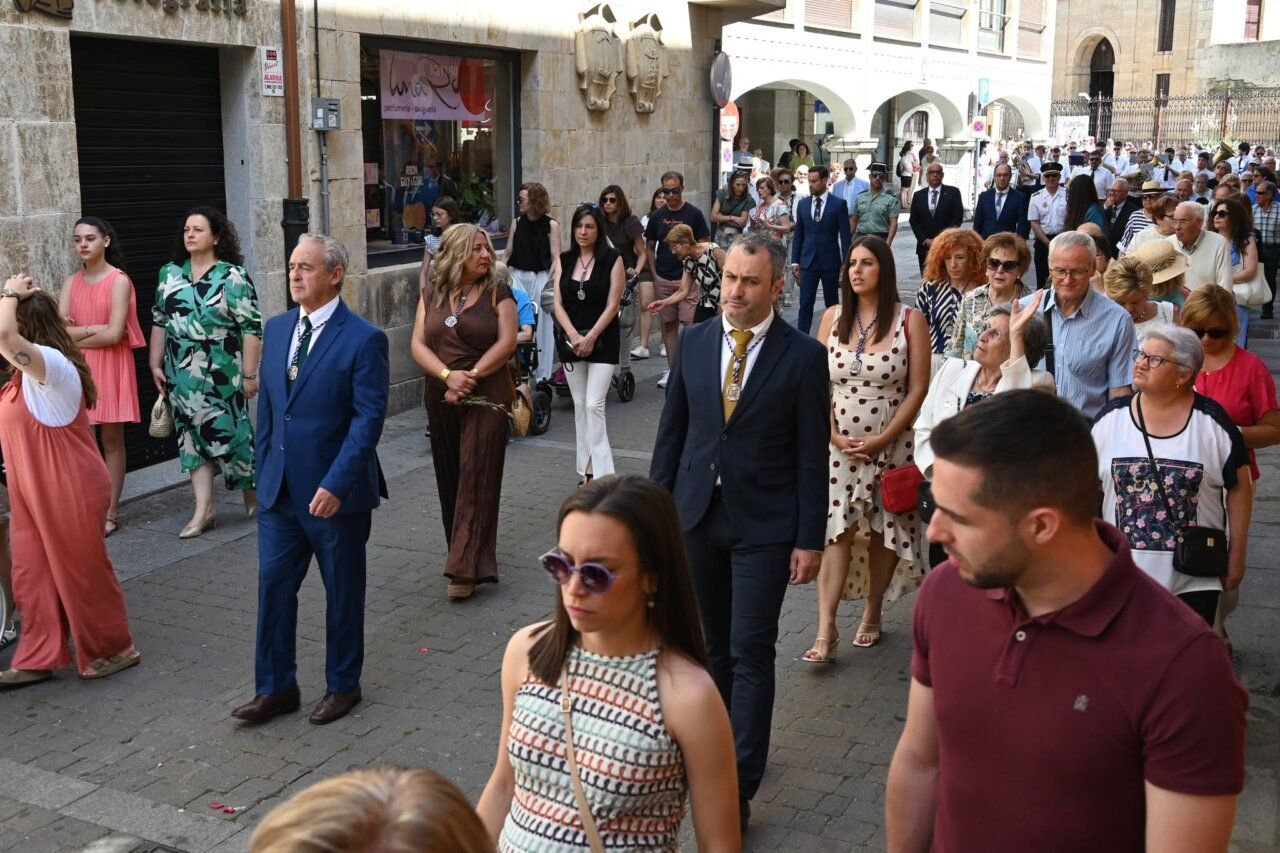 Multitudinaria procesión del Corpus Christi en Ciudad Rodrigo