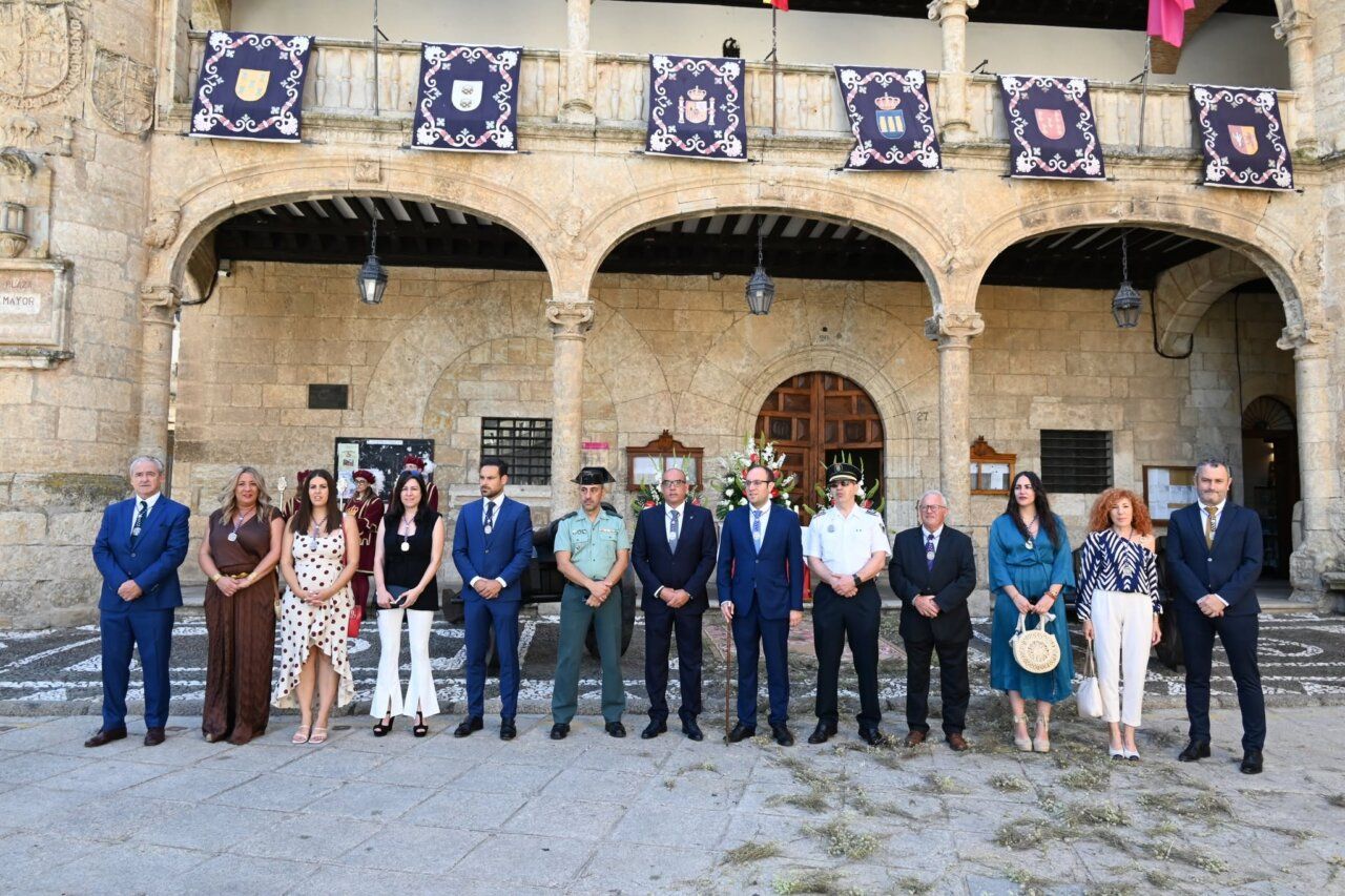 Multitudinaria procesión del Corpus Christi en Ciudad Rodrigo.
