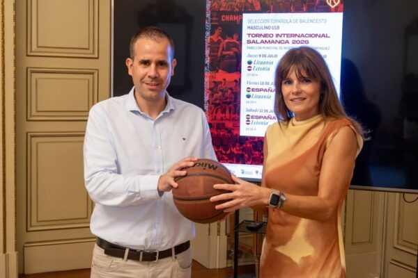Presentación del Torneo Internacional U18 de Baloncesto en Salamanca