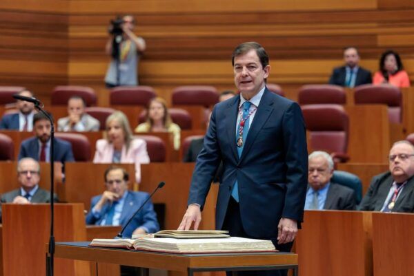 Alfonso Fernández Mañueco en su toma de posesión como presidente