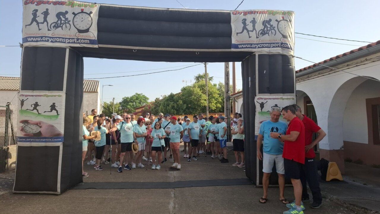 Participantes en la XII edición de la carrera popular La Galga en Alba de Yeltes